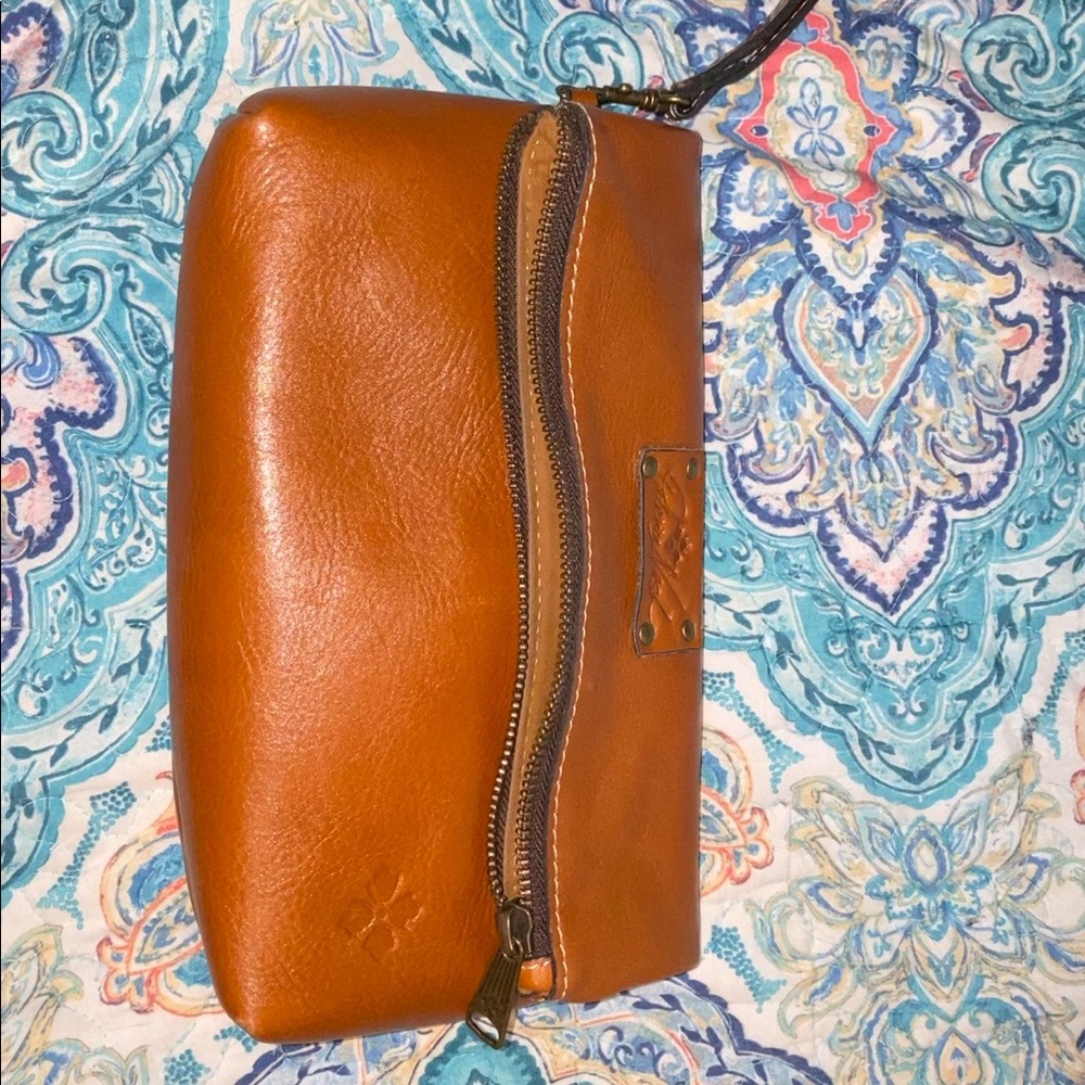 Wristlet